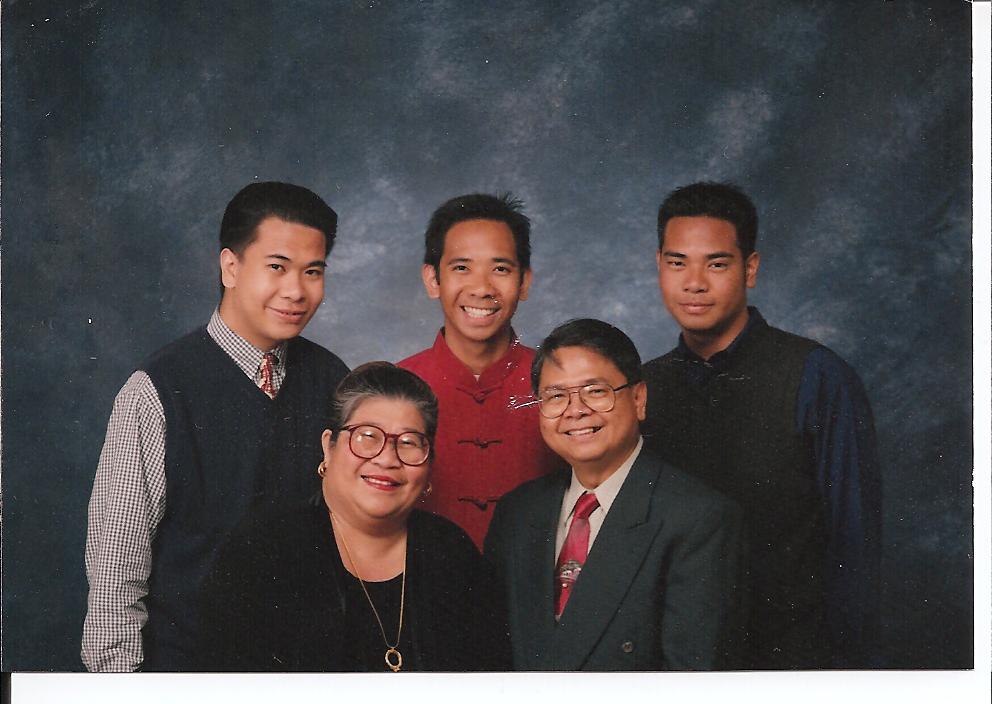 Pastor Bien Llobrera and Family